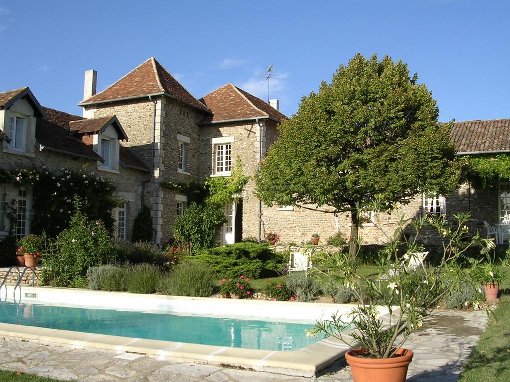 Chambres D'Hotes La Pocterie Vouneuil-sur-Vienne Exteriér fotografie